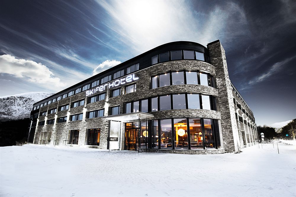 Quality Hotel Skifer Dovrefjell-Sunndalsfjella National Park Norway thumbnail